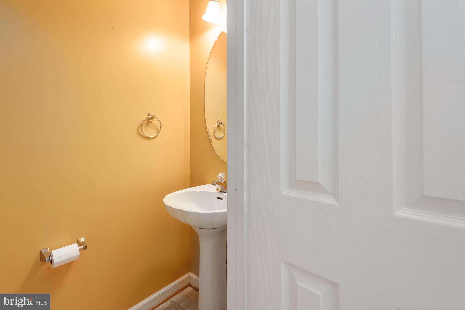 LAFAYETTE VILLAGE - Residential