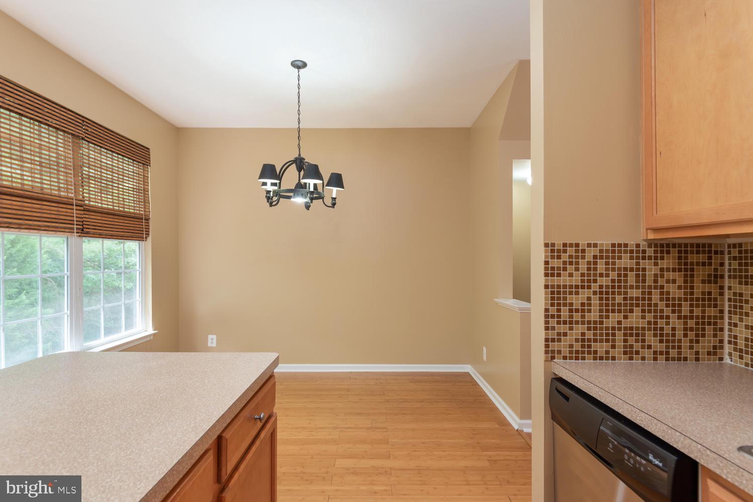 LAFAYETTE VILLAGE - Residential