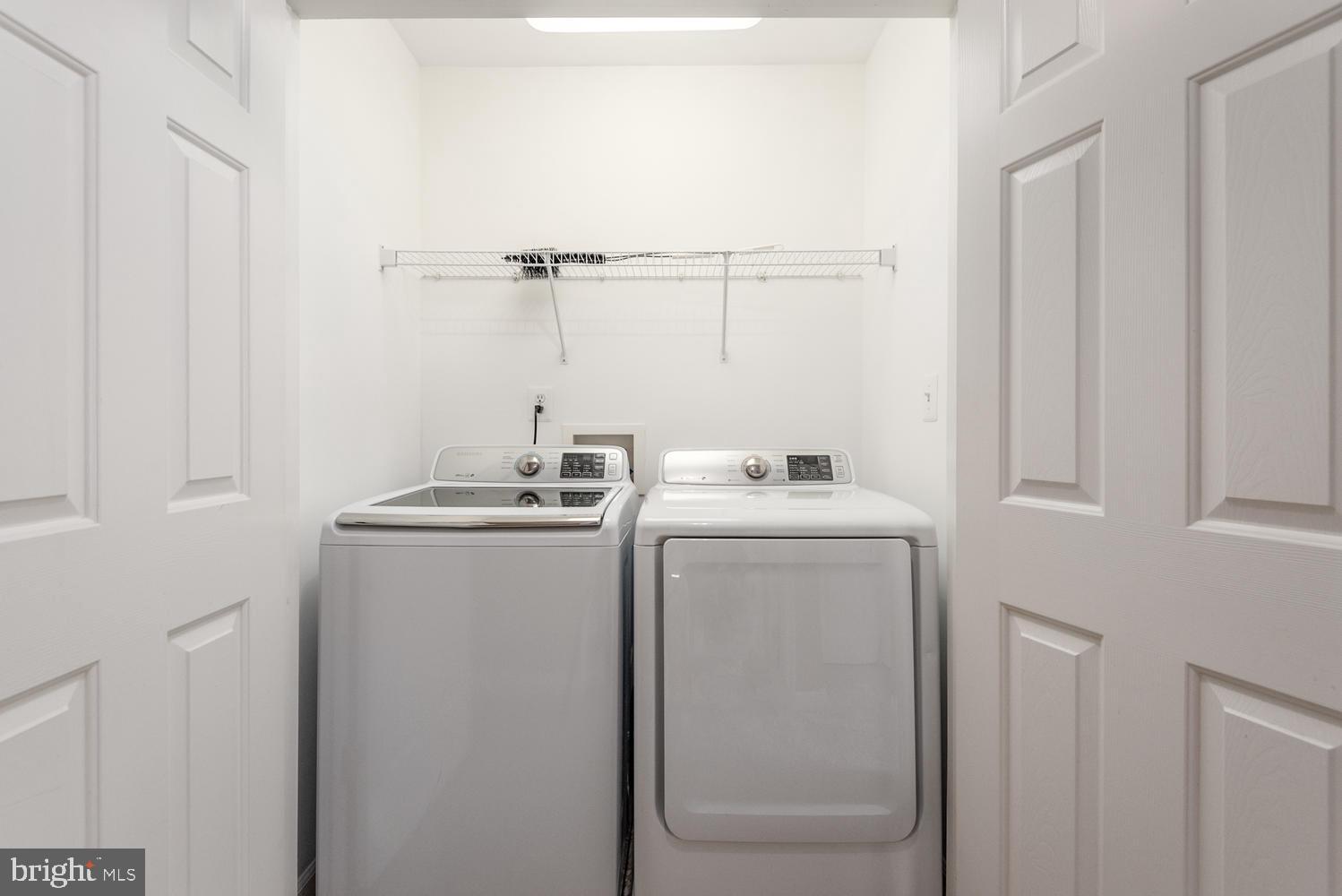 LAFAYETTE VILLAGE - Residential