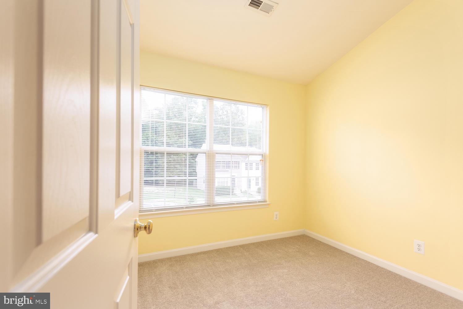 LAFAYETTE VILLAGE - Residential