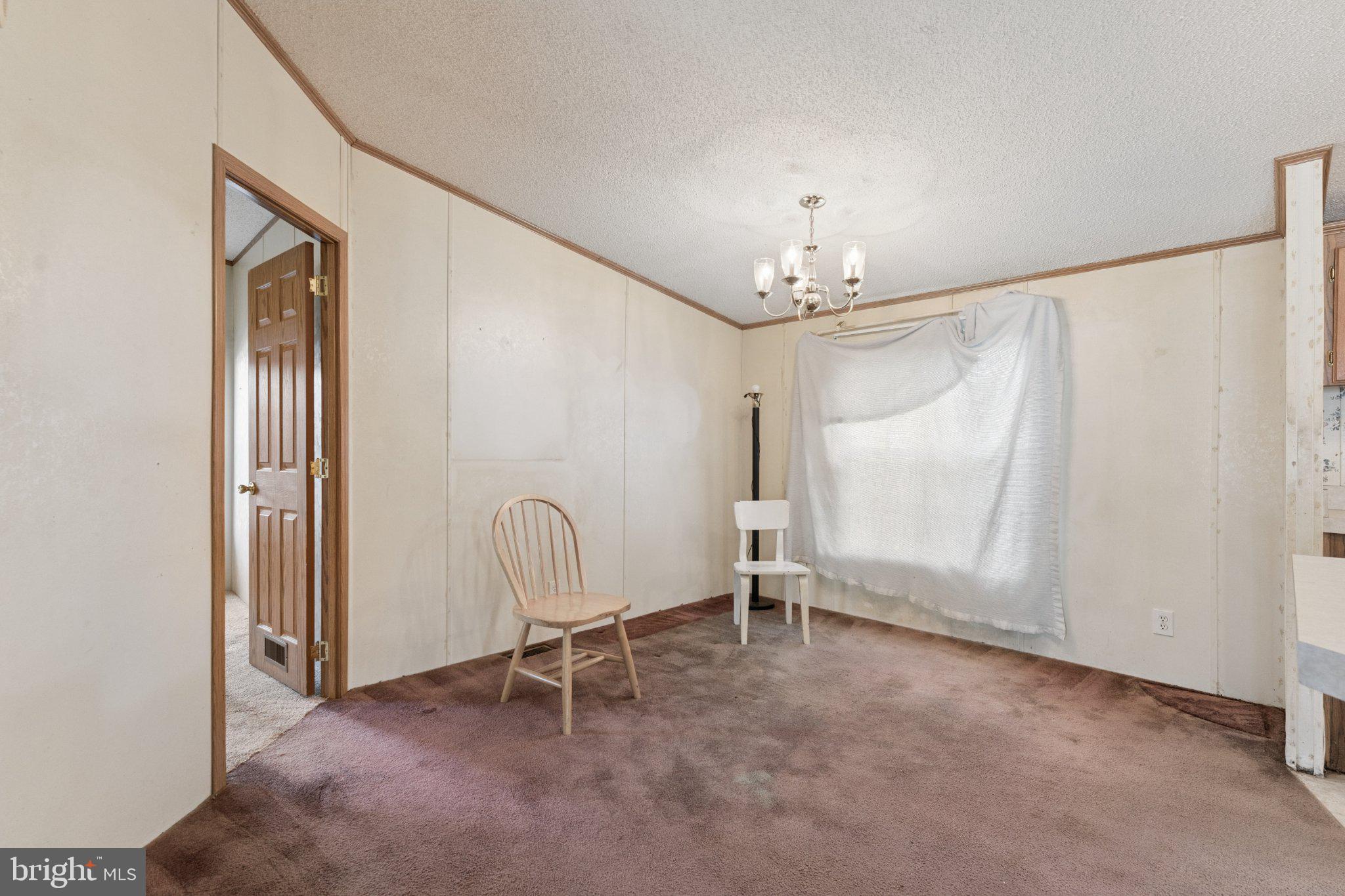 MEADOWS OF CHANTILLY - Residential