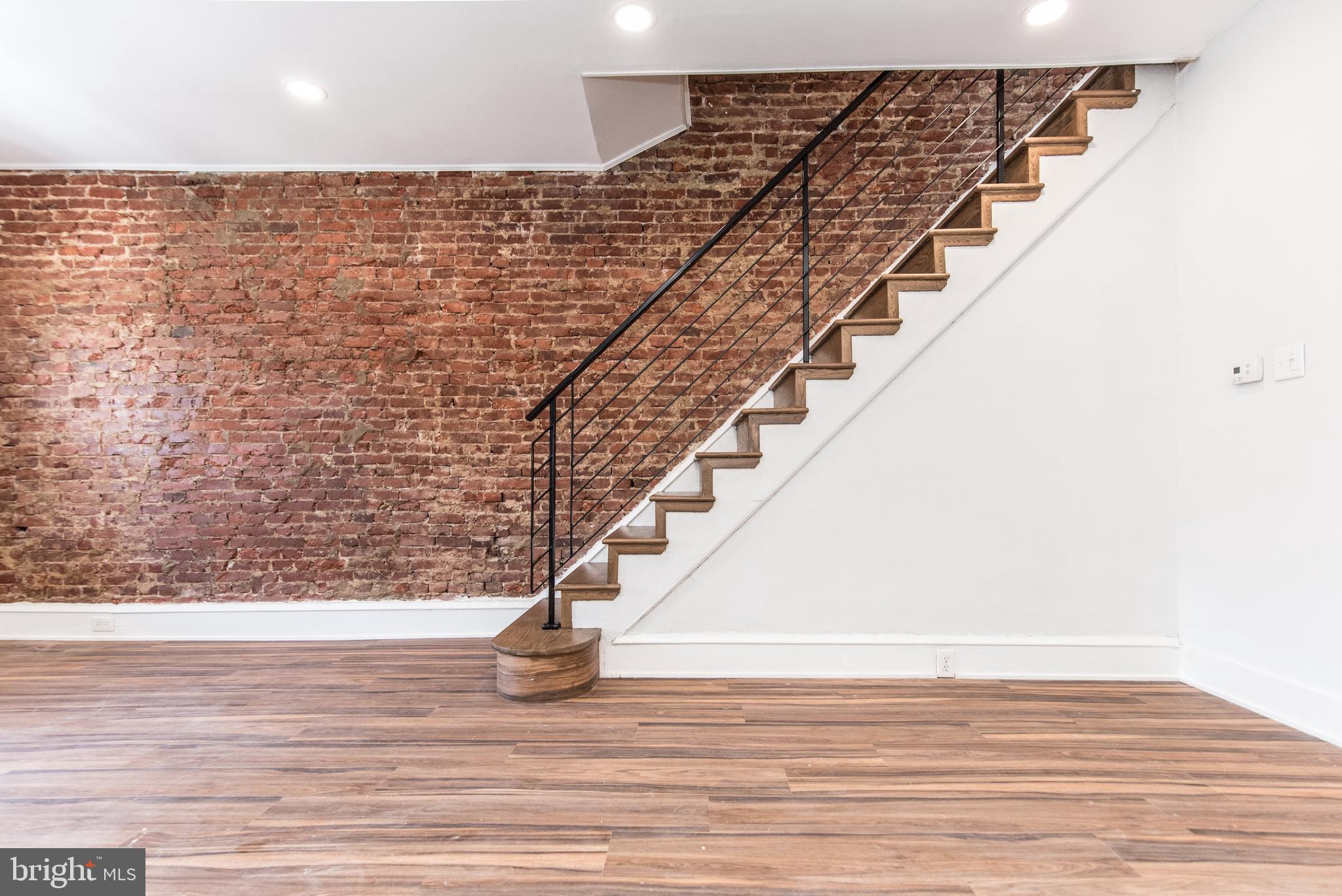 OLNEY (EAST) - Residential