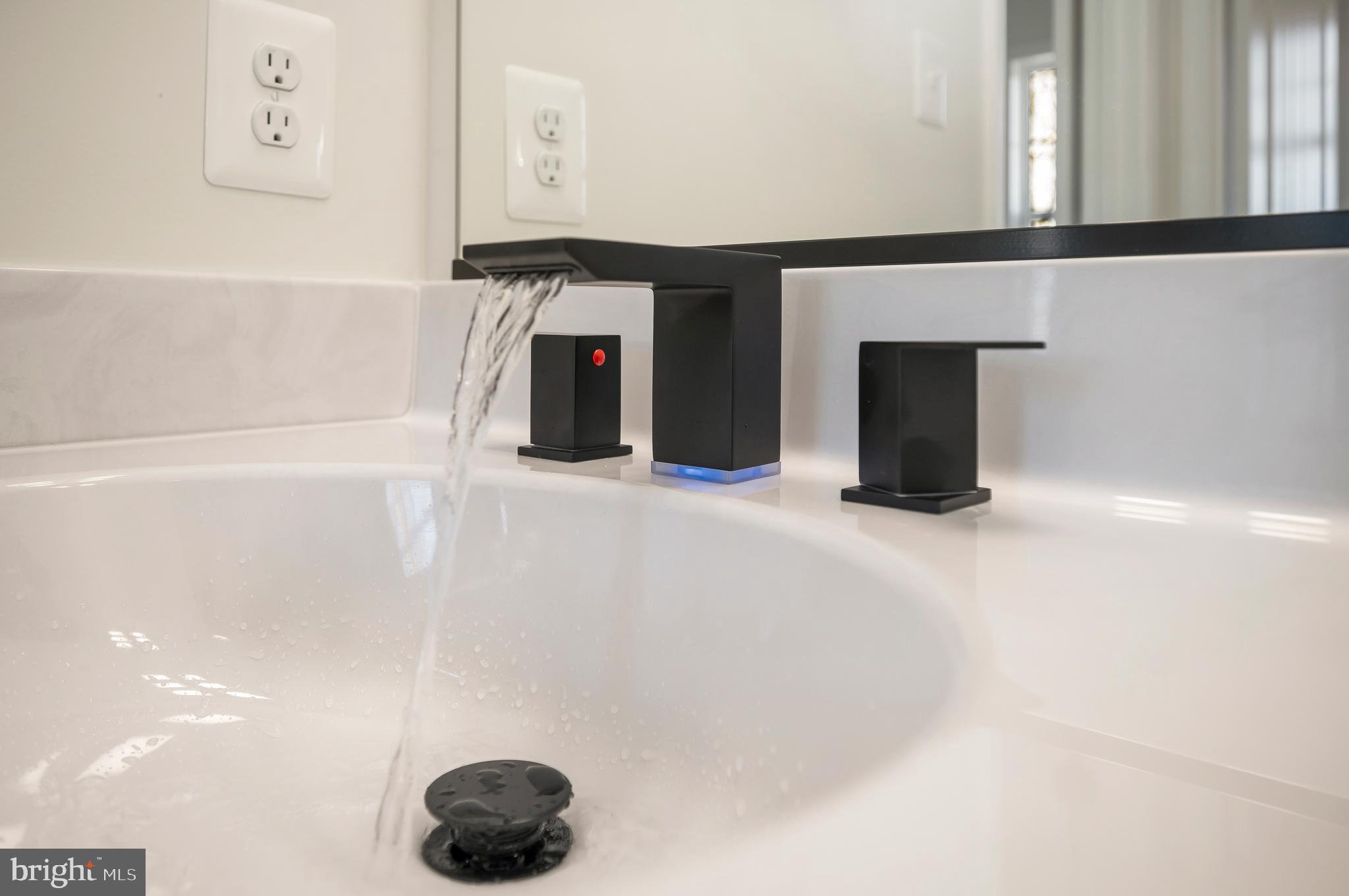 WAVERLY VILLAGE - Residential