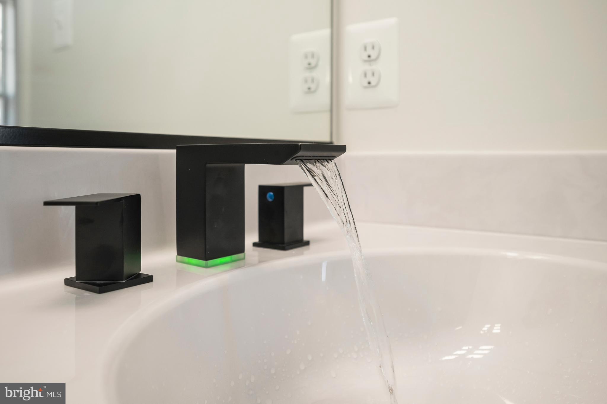 WAVERLY VILLAGE - Residential