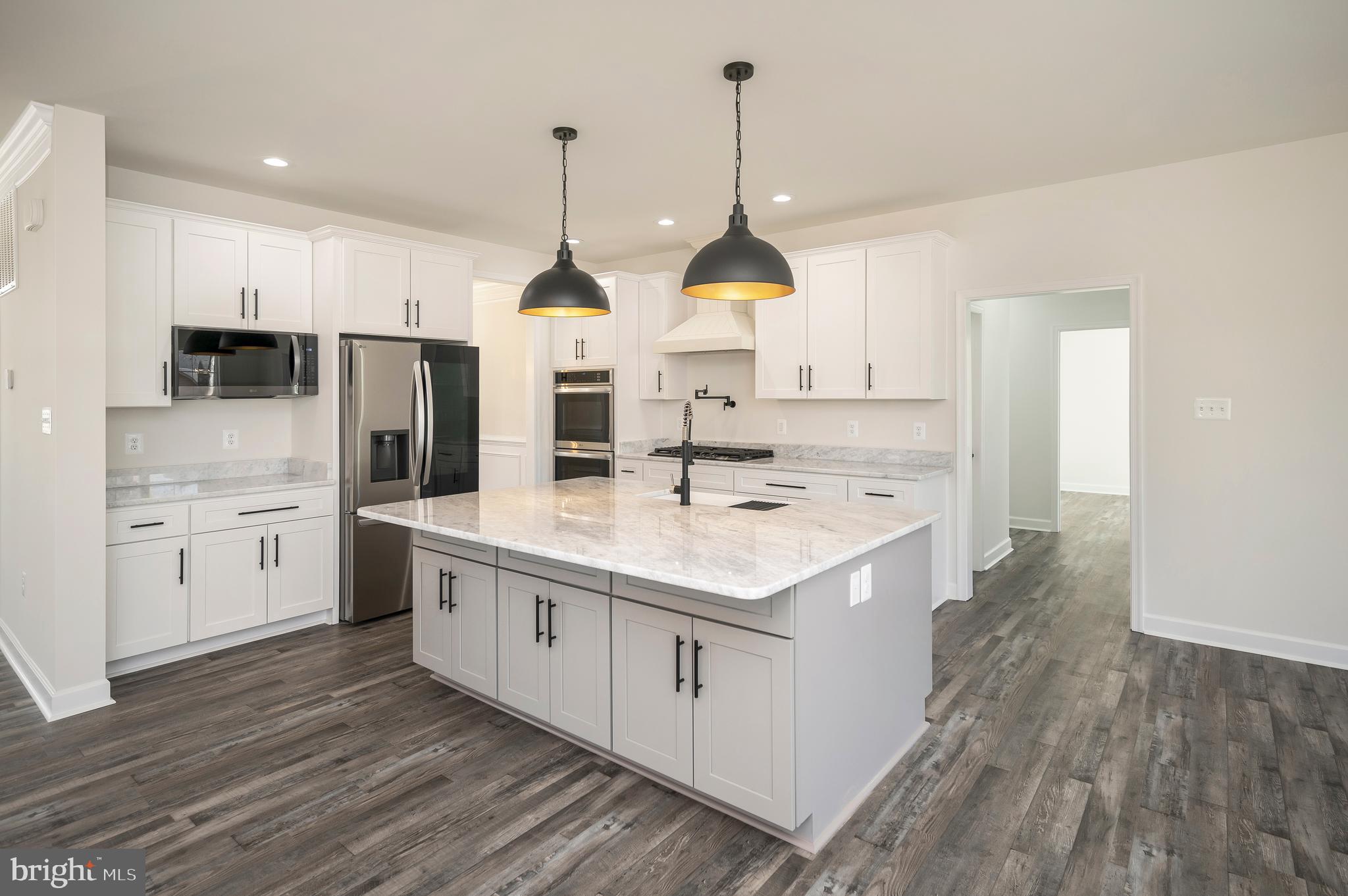 WAVERLY VILLAGE - Residential