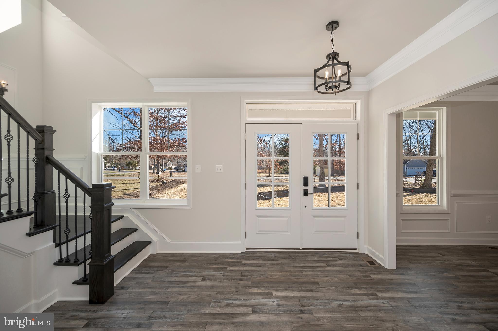 WAVERLY VILLAGE - Residential