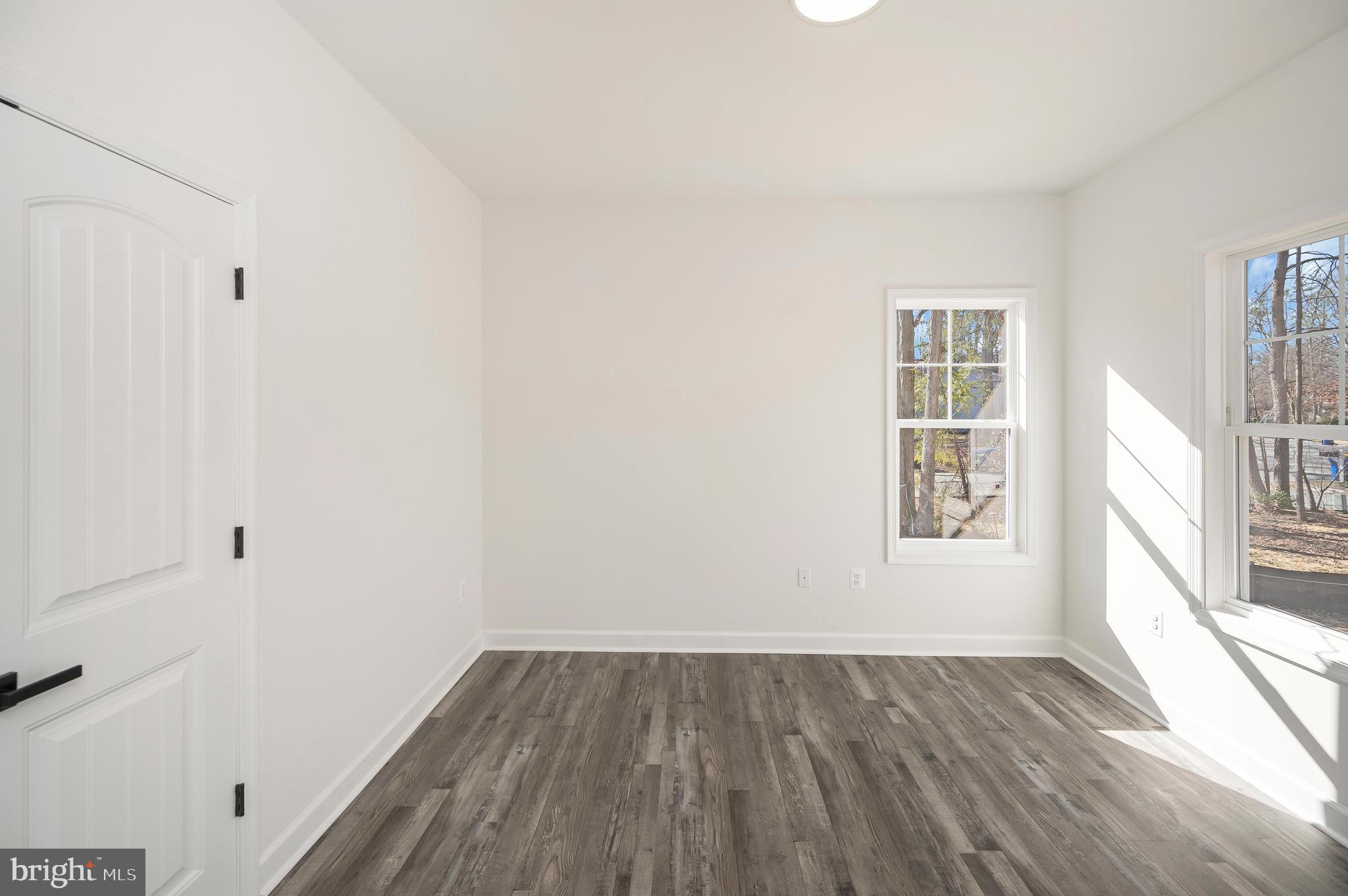 WAVERLY VILLAGE - Residential