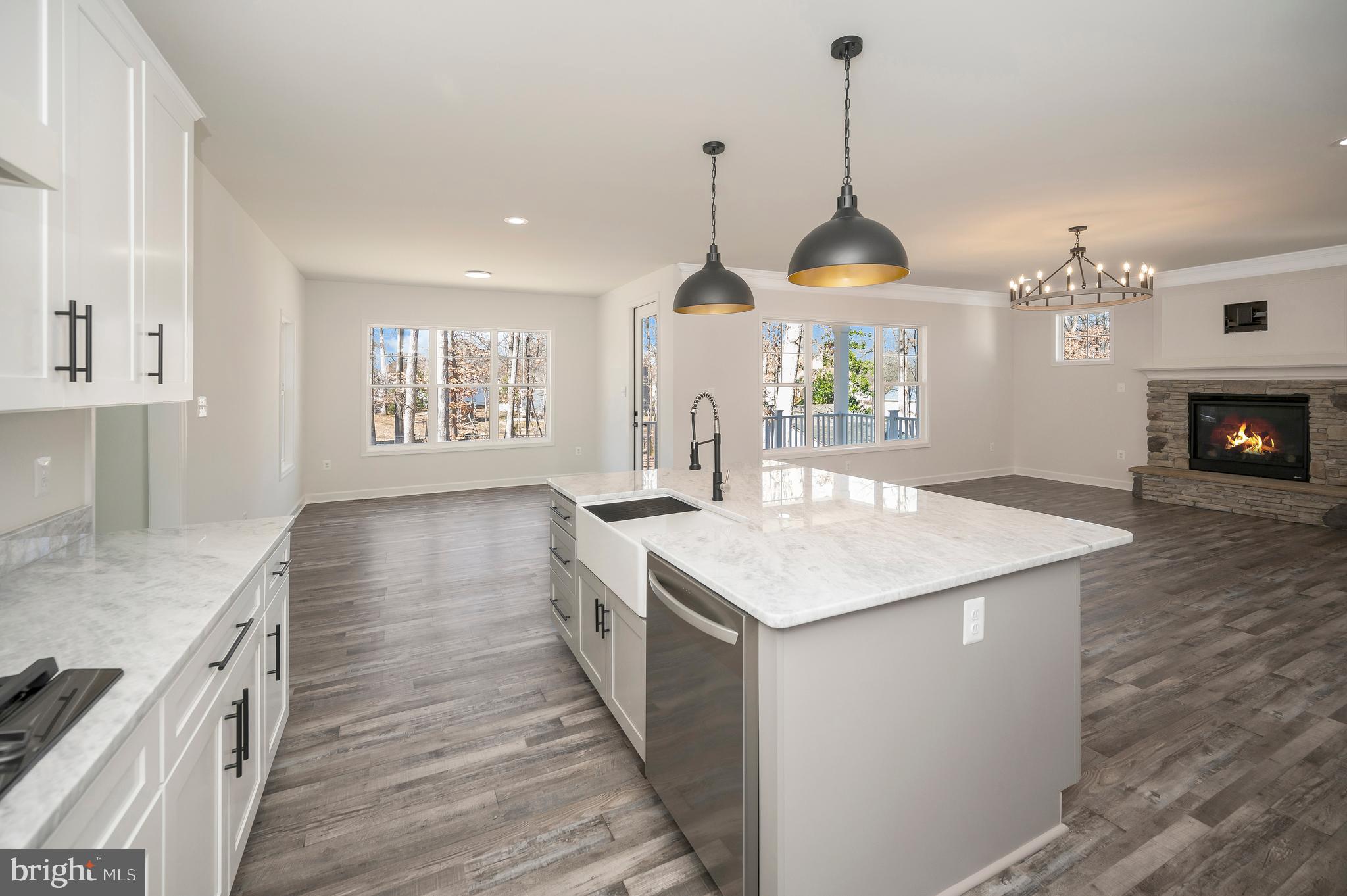 WAVERLY VILLAGE - Residential