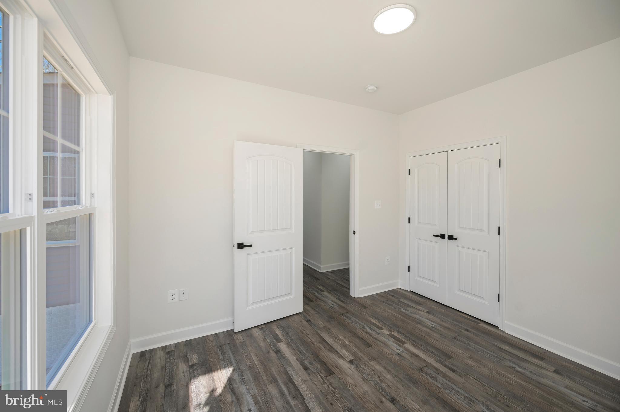 WAVERLY VILLAGE - Residential