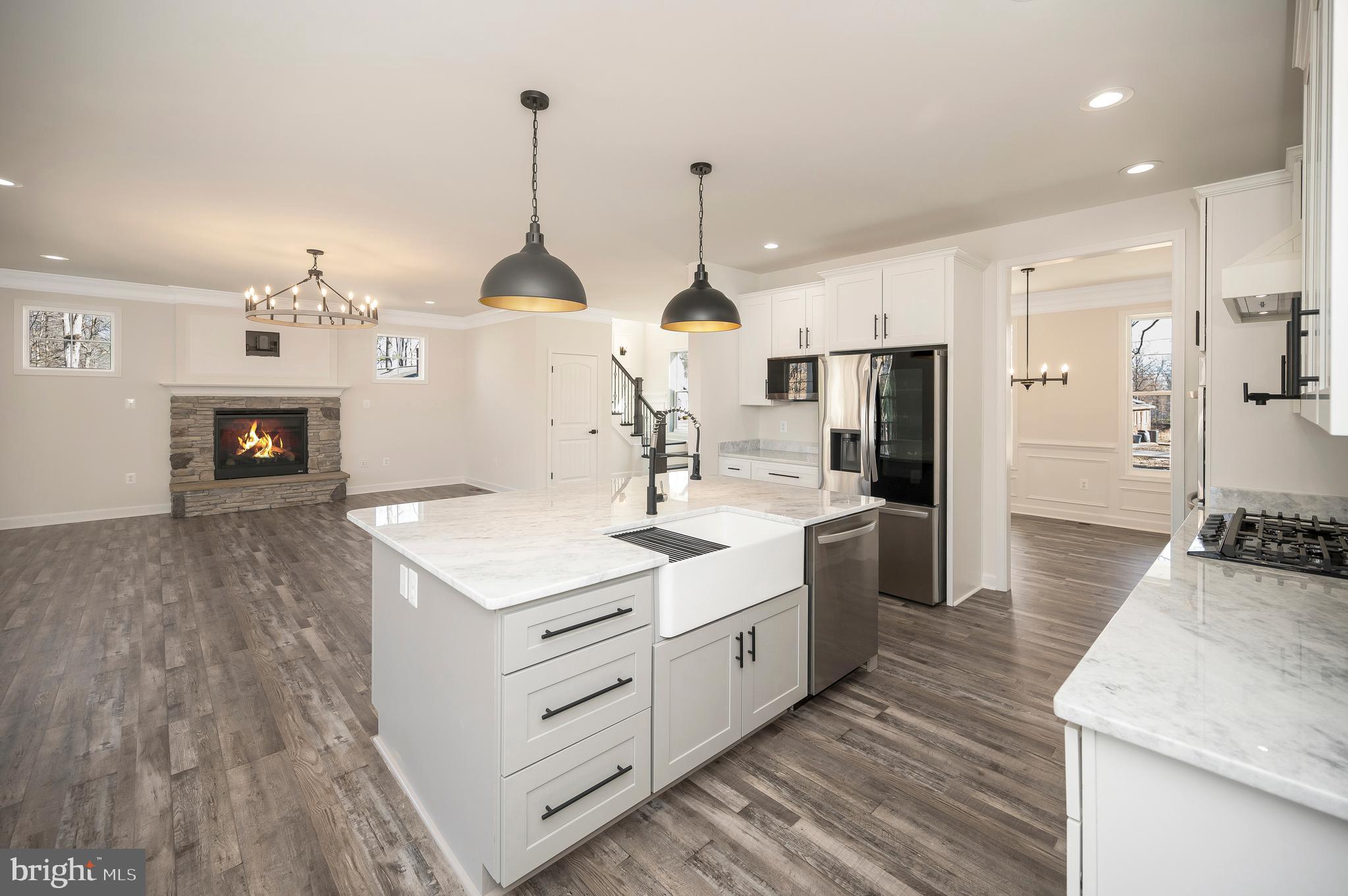 WAVERLY VILLAGE - Residential