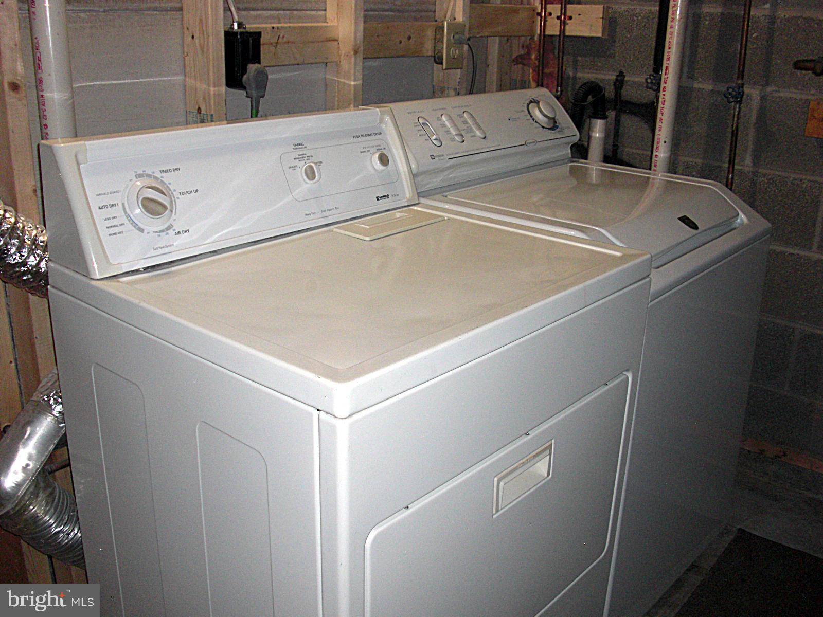 DAMASCUS VALLEY PARK - Residential