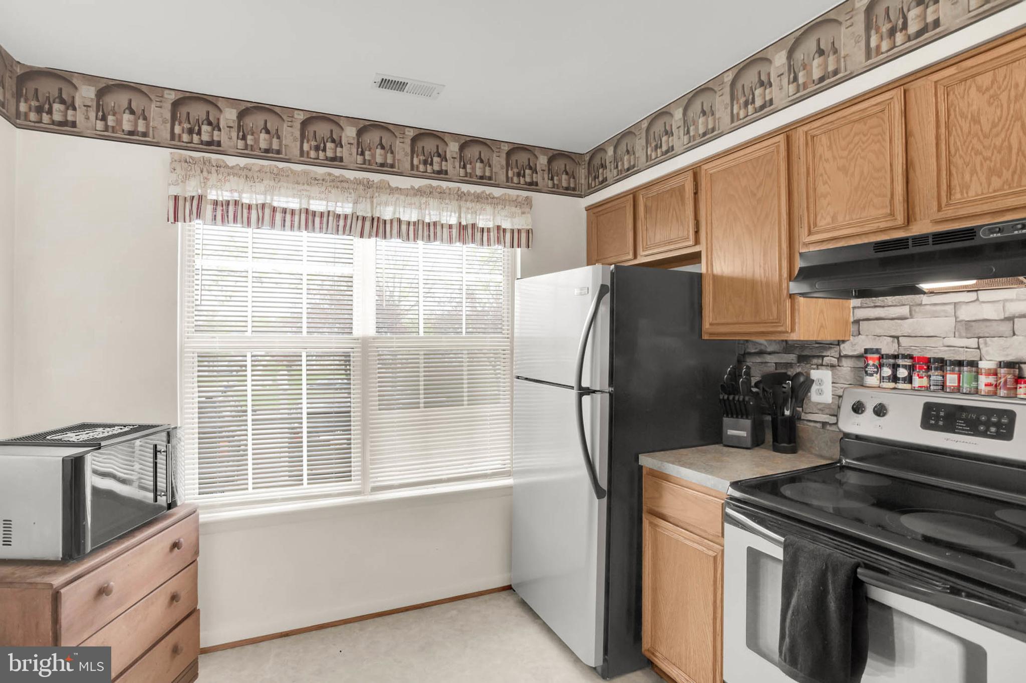 VILLAGE OF PAWNEE - Residential