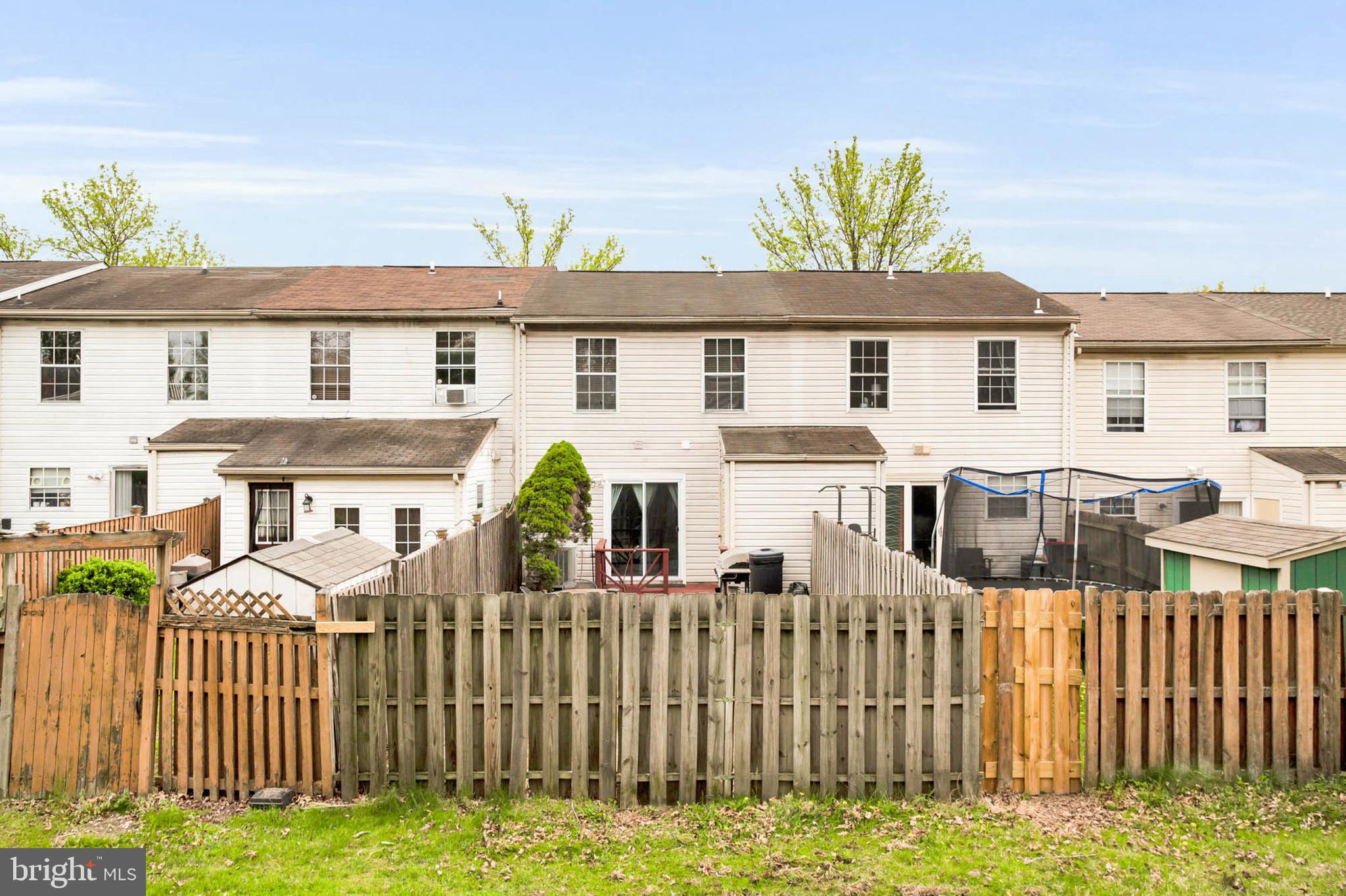 VILLAGE OF PAWNEE - Residential