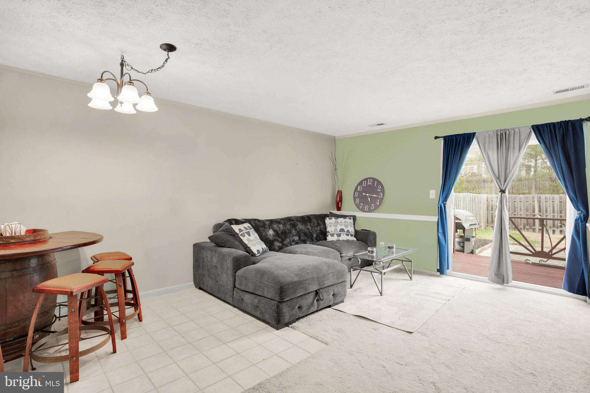 VILLAGE OF PAWNEE - Residential