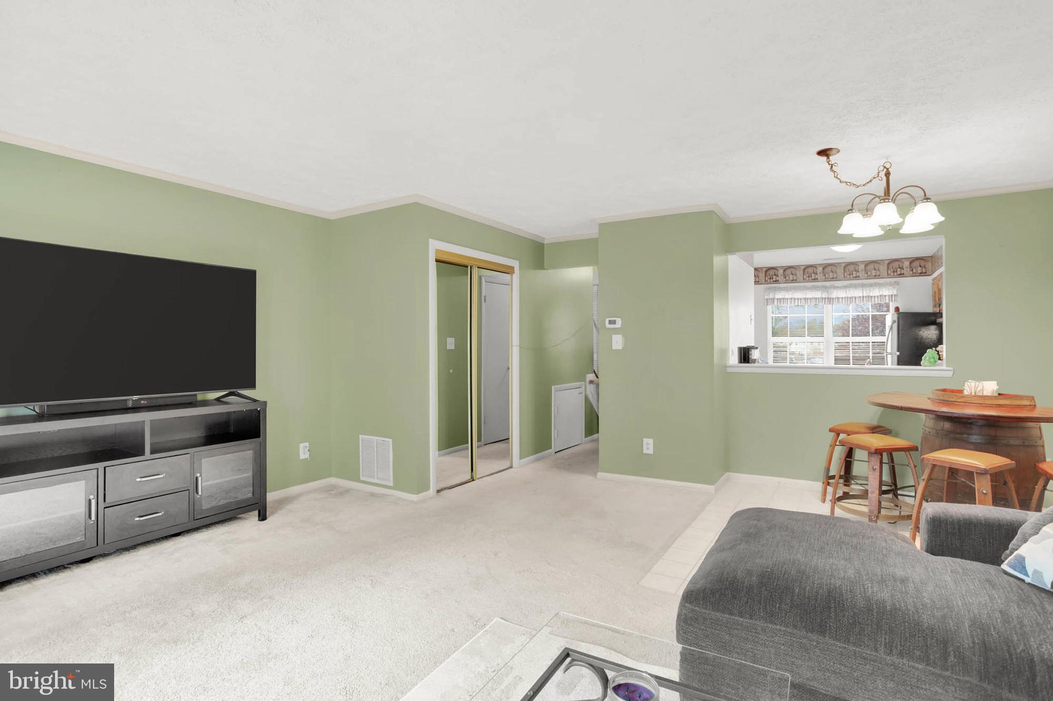 VILLAGE OF PAWNEE - Residential