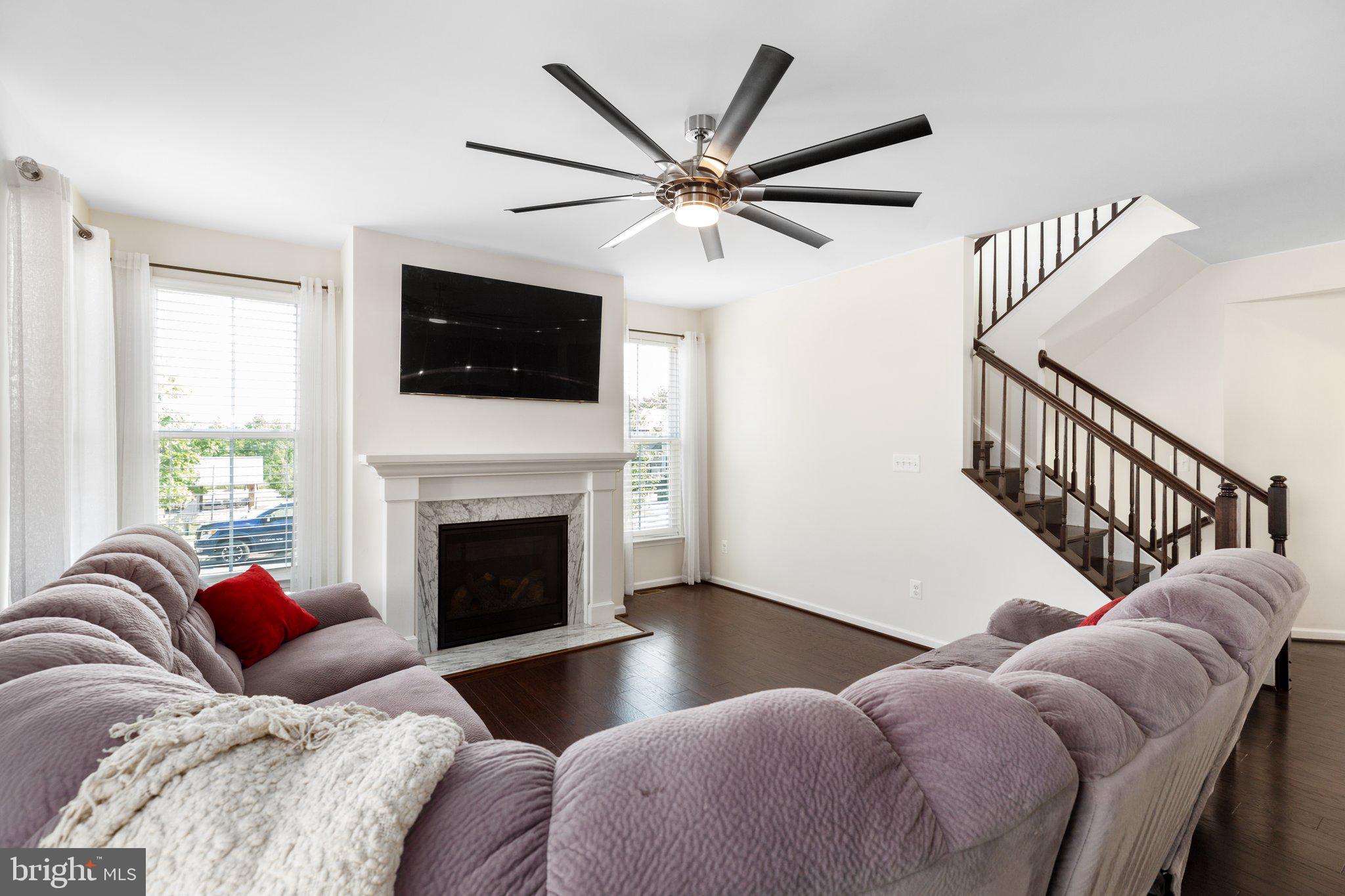 EMBREY MILL - Residential