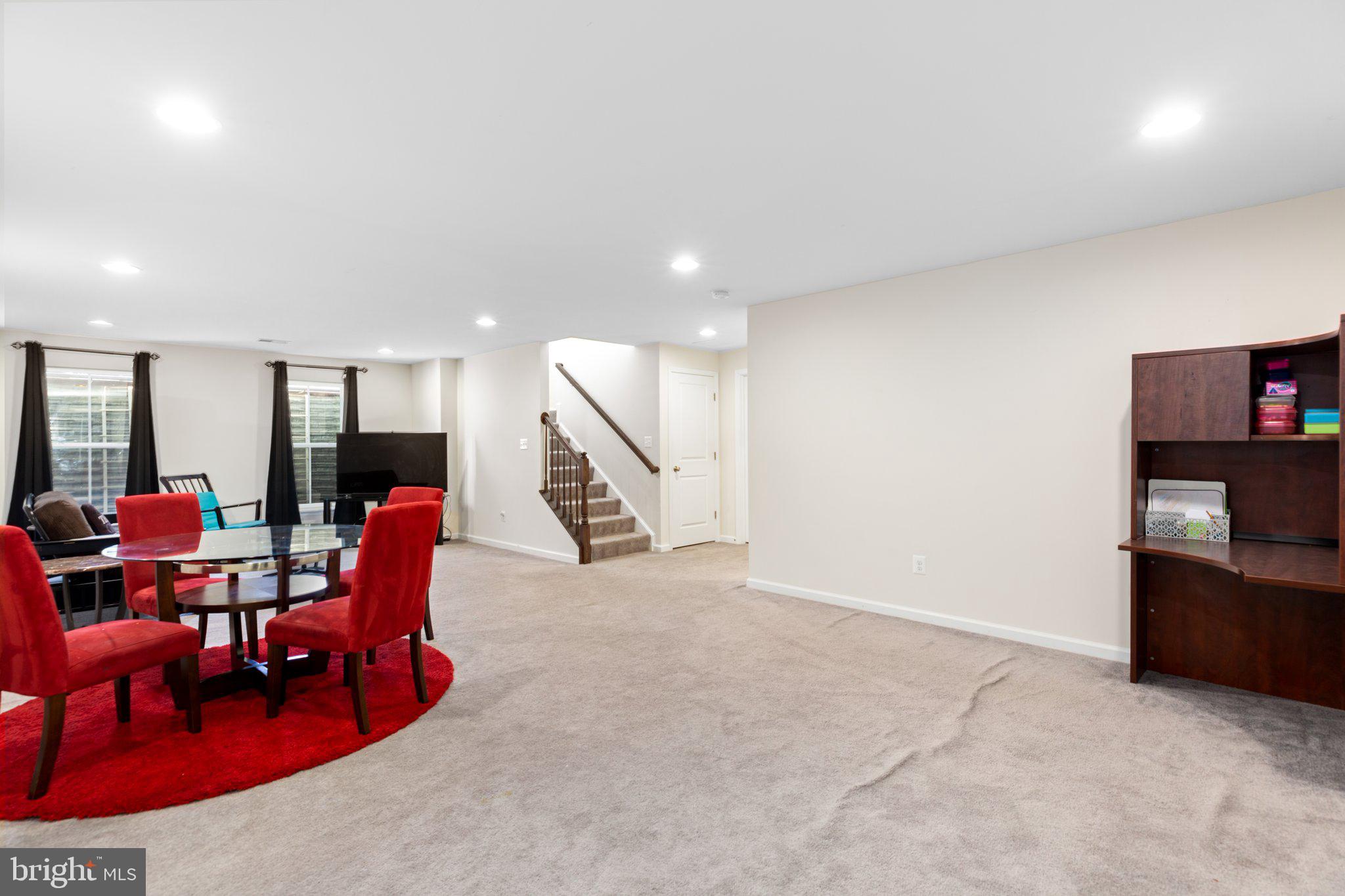 EMBREY MILL - Residential