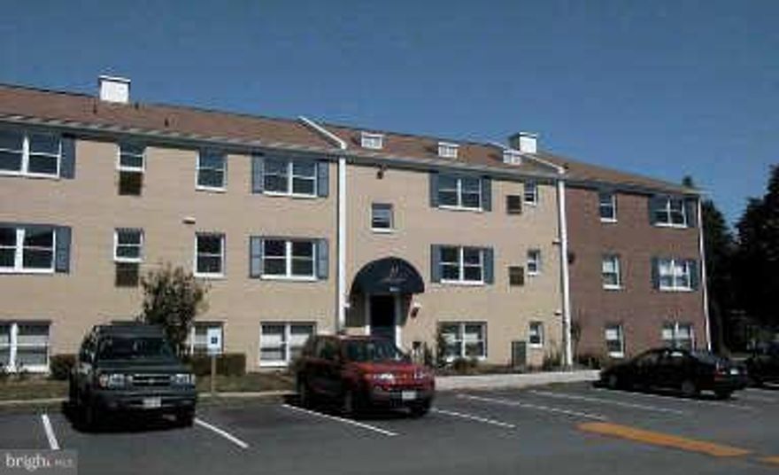 CORRECT UNIT IS L IT SHOULD BE FIXED SHORTLY .MAINTENANCE FREE LIVING IN THIS 1 ST FLOOR CONDO. HOME OFFERS GENEROUS SIZE LIVING ROOM, 2 BEDROOMS AND 1 FULL BATH. UPGRADES IN THE PAST TO INCLUDE WATER HEATER & PLUMBING. CLOSE TO SCHOOLS AND SHOOPING. EASY ACCESS TO 83 AND DOWNTOWN BALTIMORE. AGENTS PLEASE VIEW FULL LISTING AND DOCS UPLOADED ON THIS MLS FOR CONTRACT DETAILS