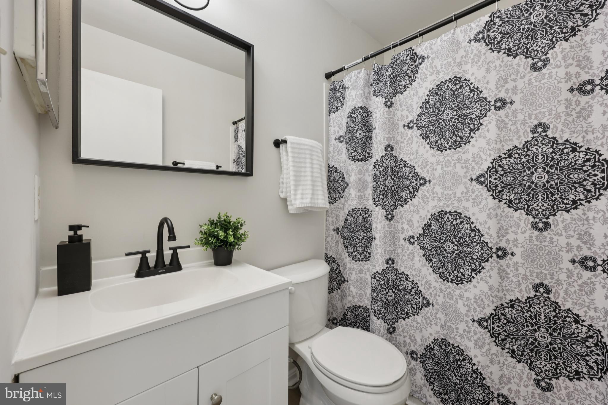 GIDEON SQUARE - Residential