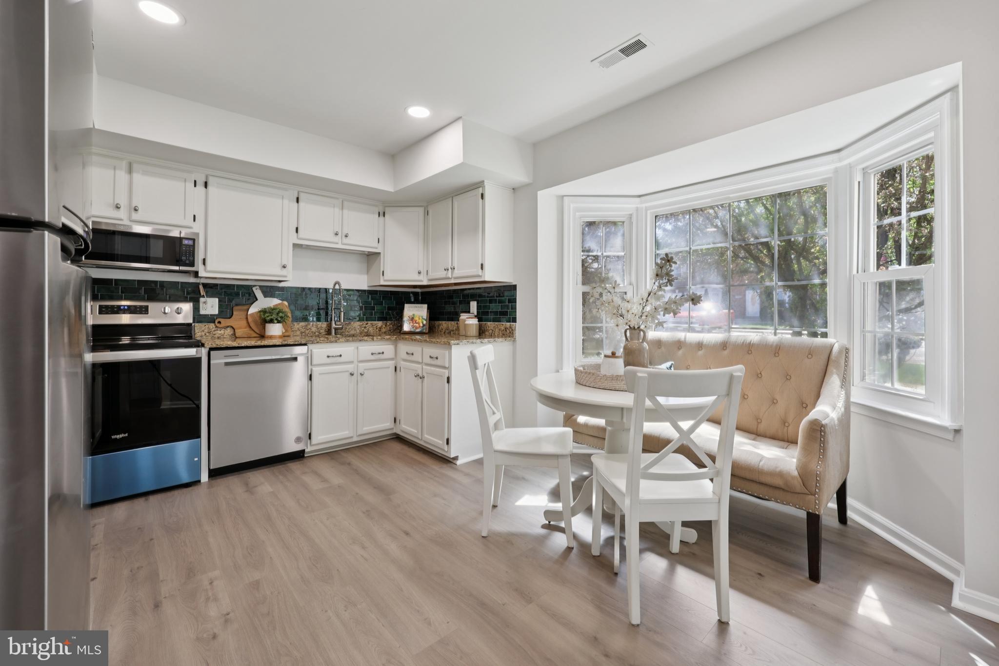 GIDEON SQUARE - Residential