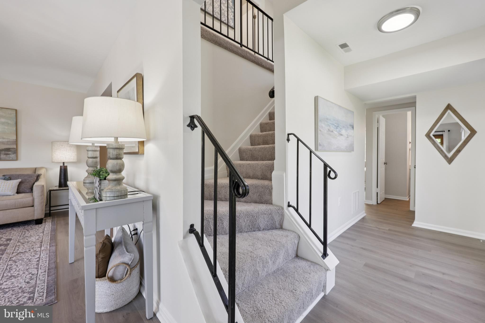 GIDEON SQUARE - Residential