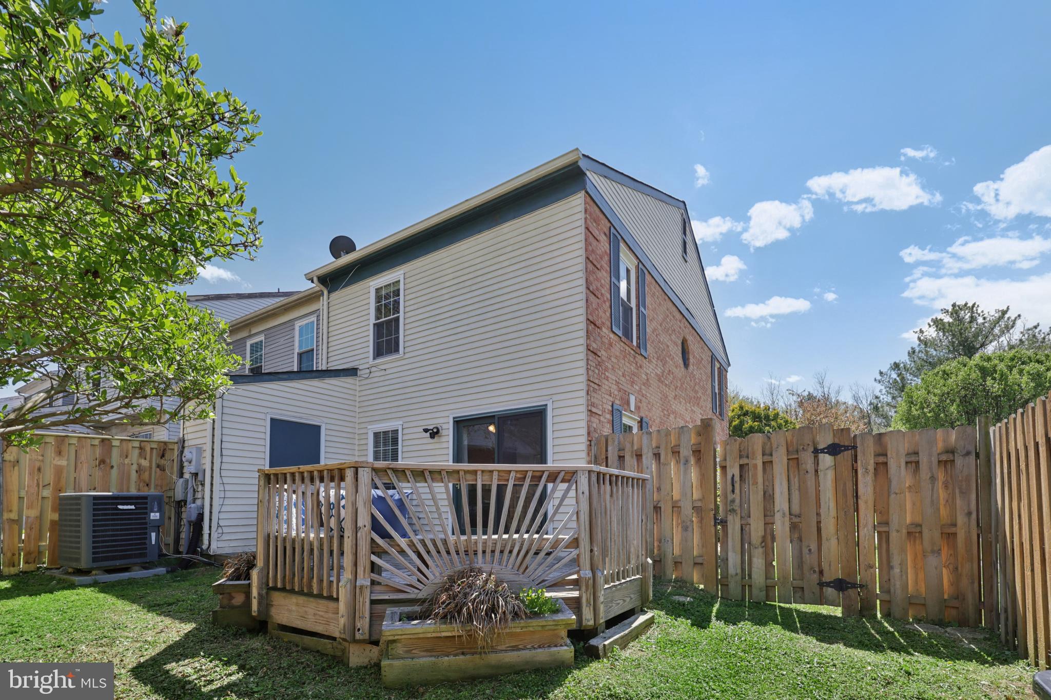 GIDEON SQUARE - Residential