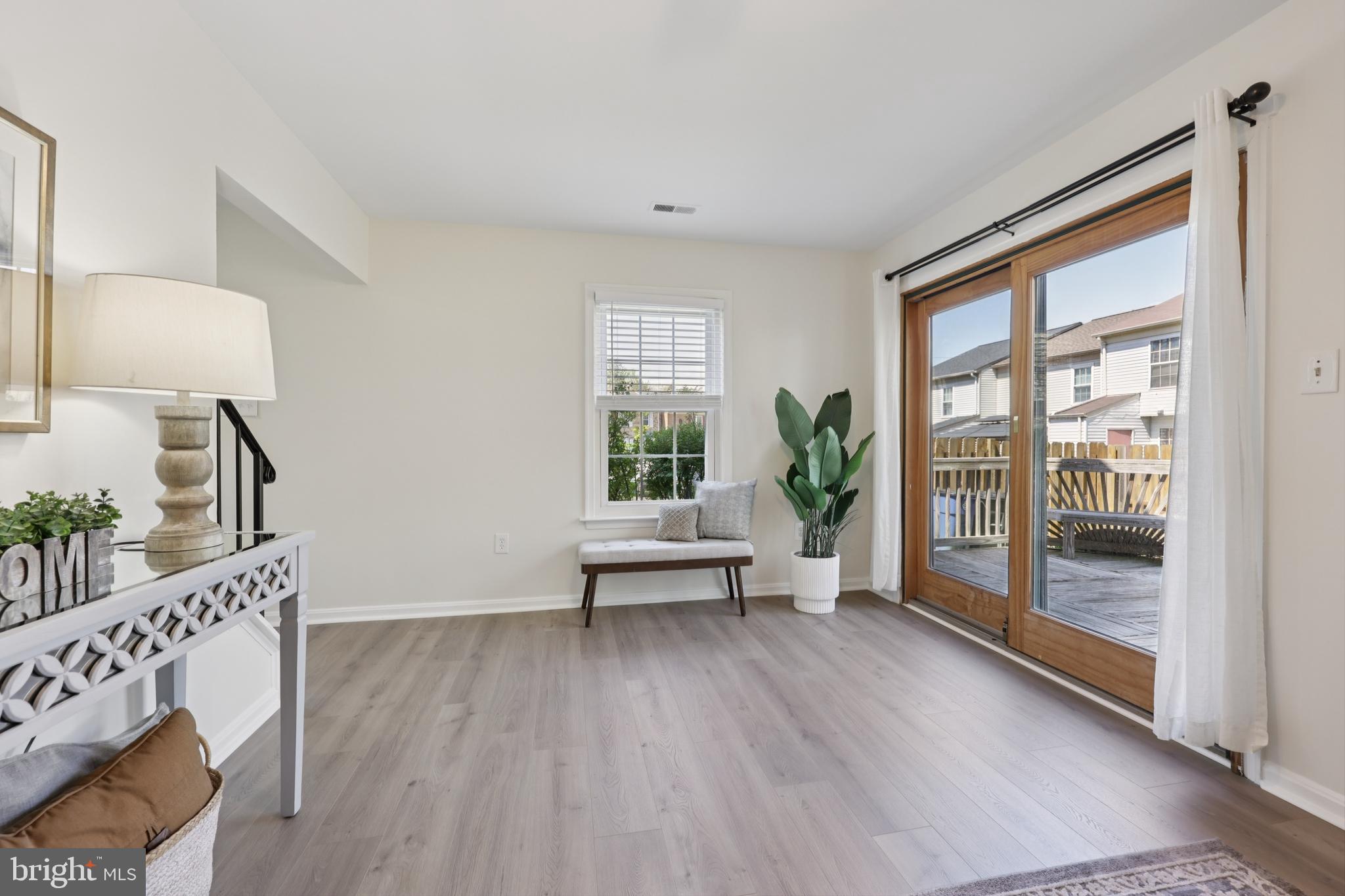 GIDEON SQUARE - Residential