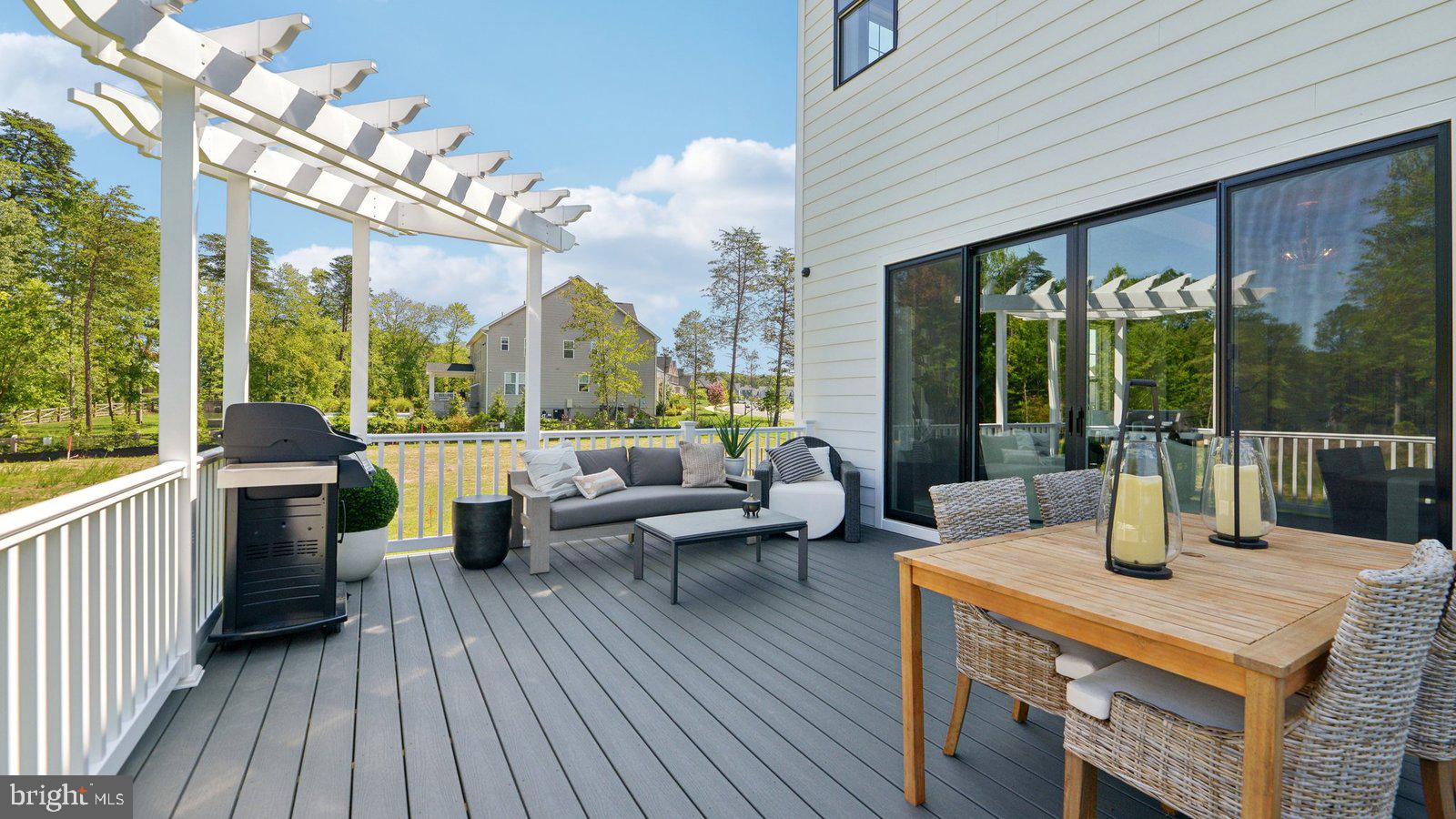 VIRGINIA CROSSING - Residential