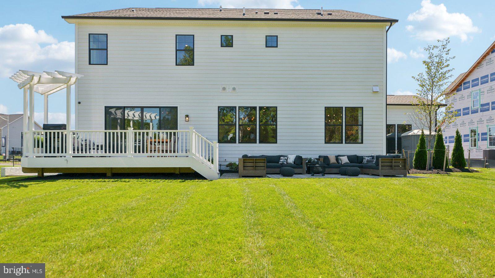 VIRGINIA CROSSING - Residential