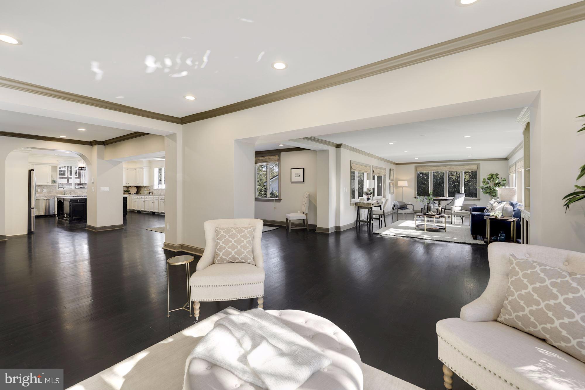 CHEVY CHASE - Residential