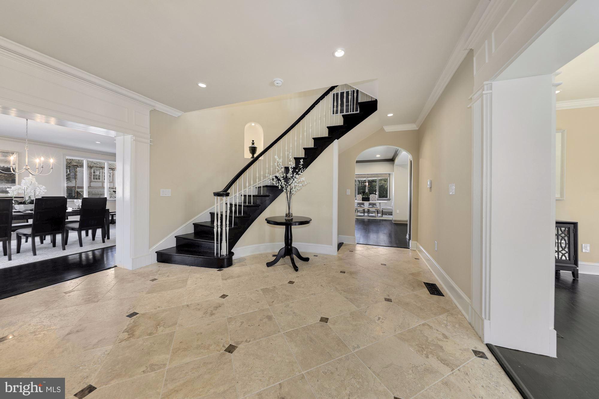 CHEVY CHASE - Residential