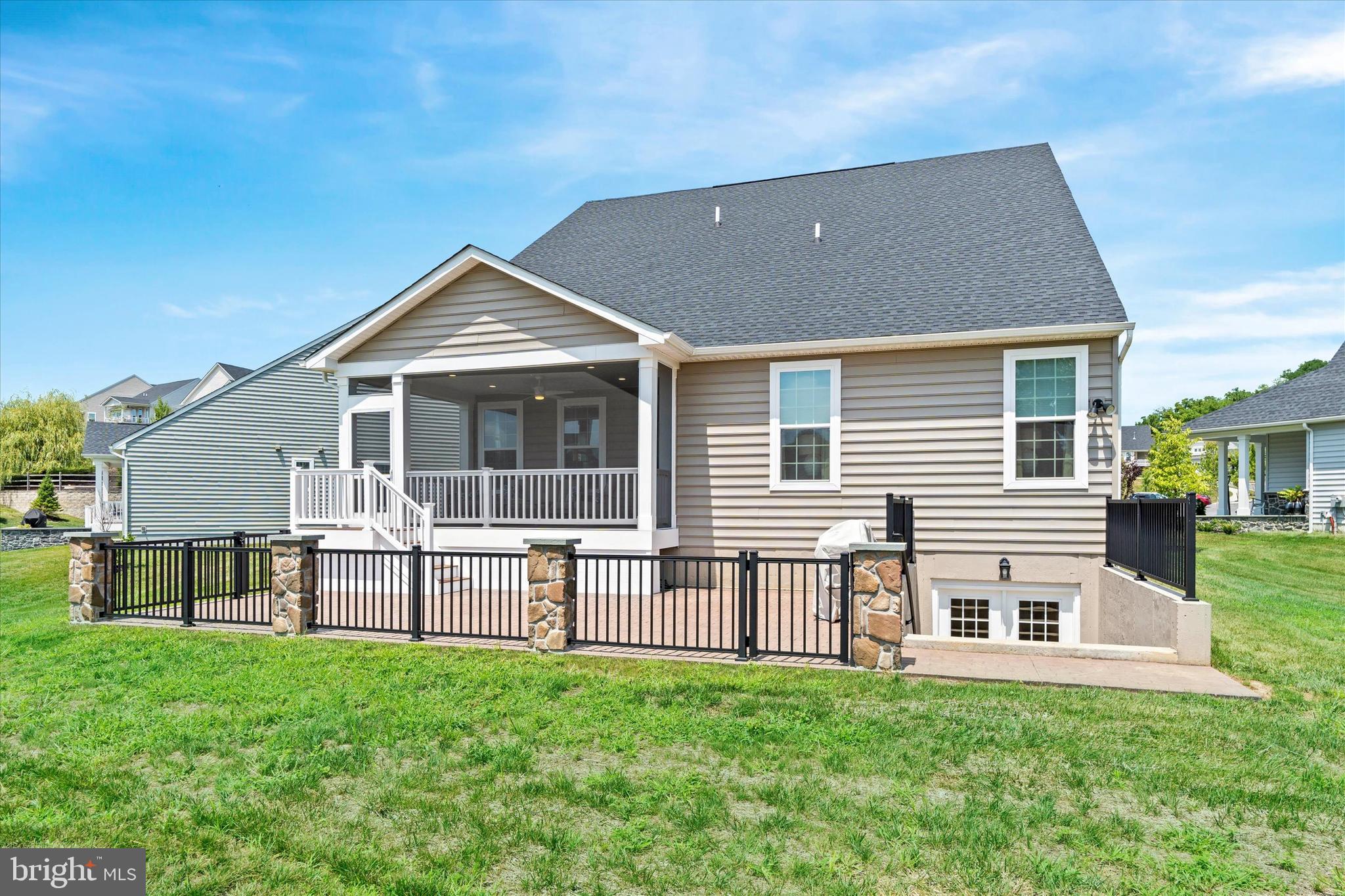 GREYSTONE - Residential