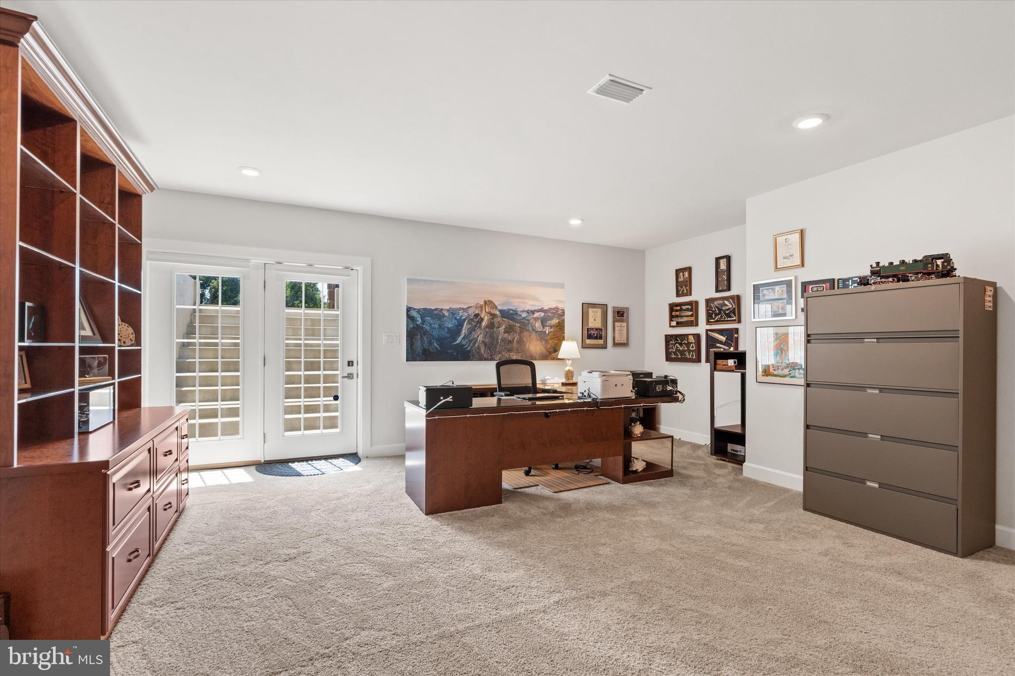 GREYSTONE - Residential