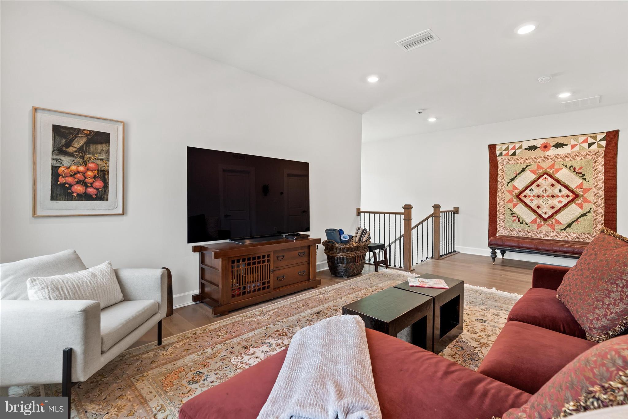 GREYSTONE - Residential