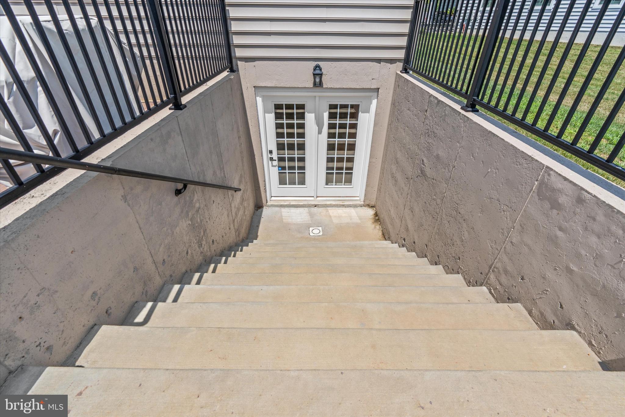 GREYSTONE - Residential