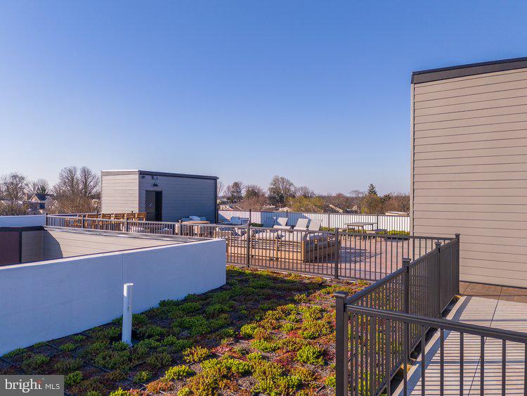 MANAYUNK - Residential Lease