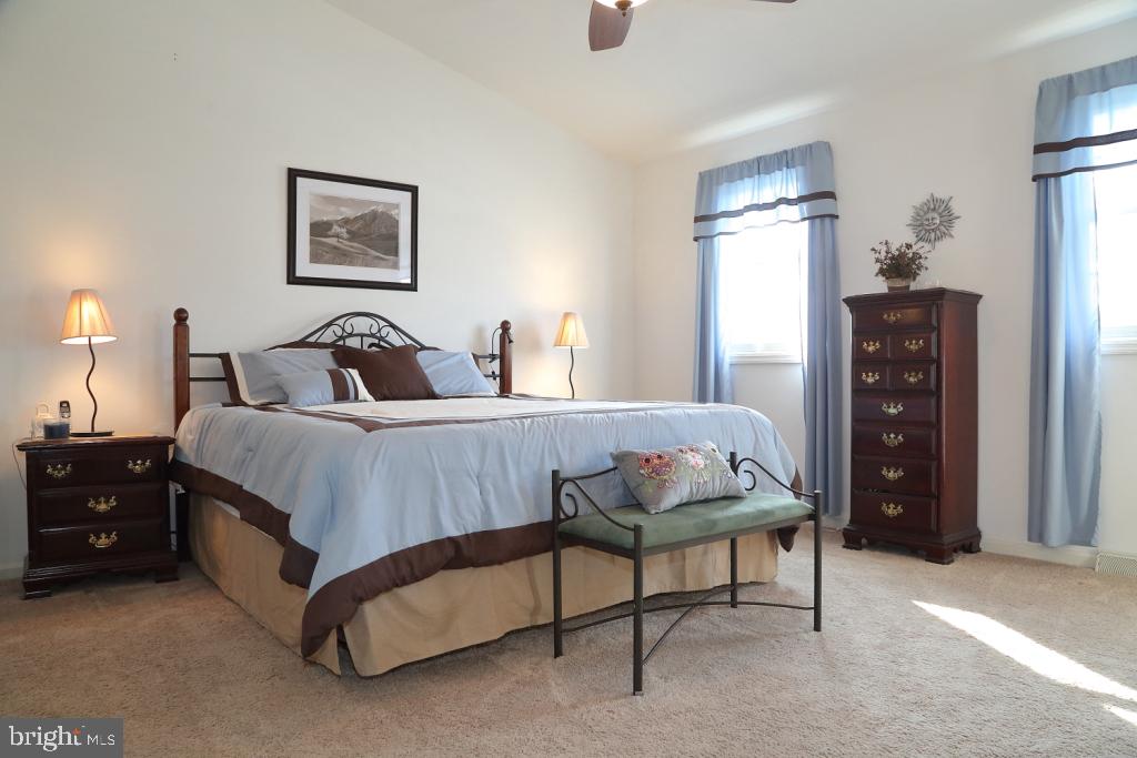 INDIAN SPRINGS - Residential