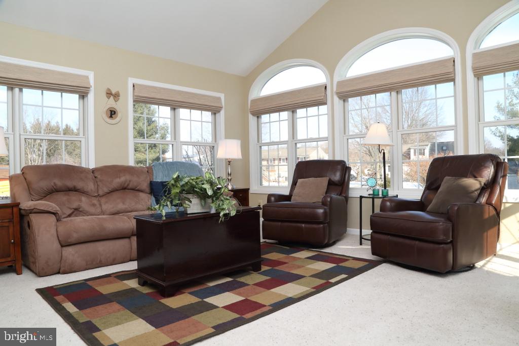 INDIAN SPRINGS - Residential