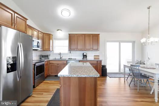 SYCAMORE VILLAGE - Residential