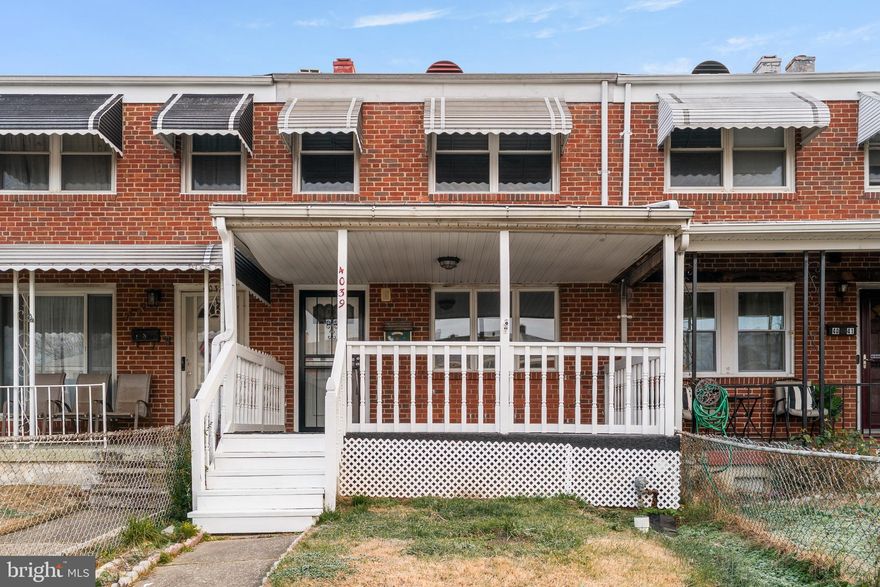 Welcome Home! Updated 3 bed 2 bath townhome in North Point Village. Brand new floors, fresh paint, new light fixtures and fans, updated bathrooms, and brand new soft-close cabinets in the kitchen. Conveniently located. Make it yours today - MUST SEE!