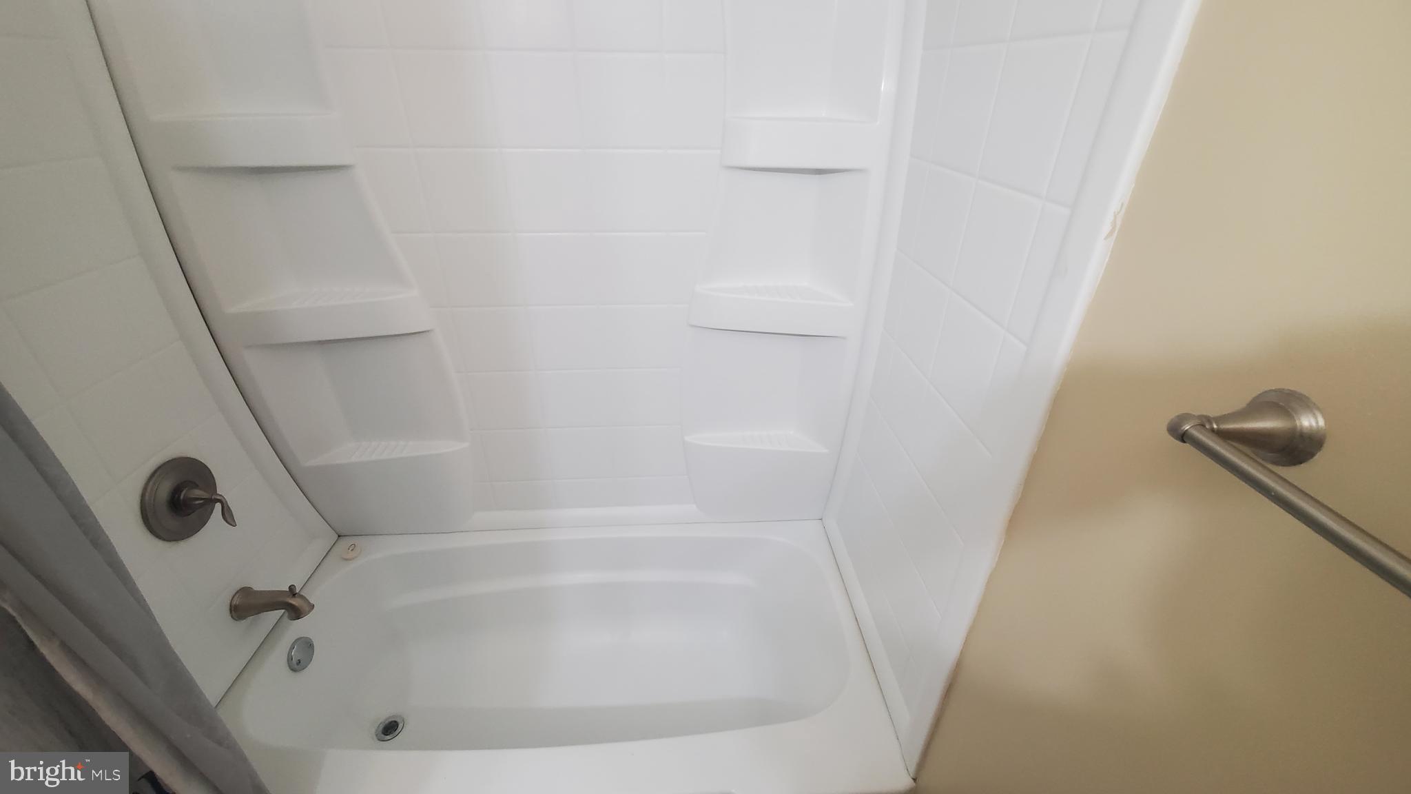 SURRY SQUARE - Residential