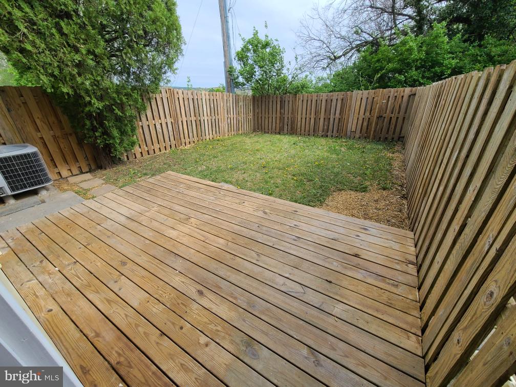 SURRY SQUARE - Residential