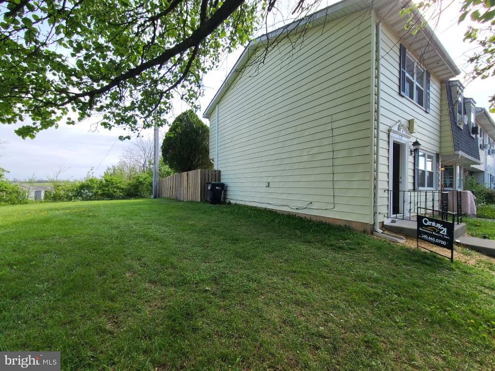 SURRY SQUARE - Residential