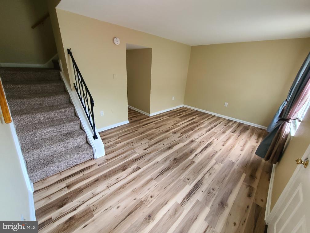 SURRY SQUARE - Residential