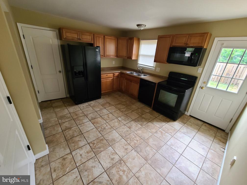 SURRY SQUARE - Residential