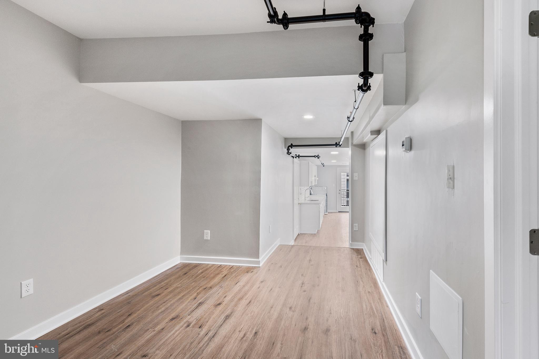 GRADUATE HOSPITAL - Residential Lease