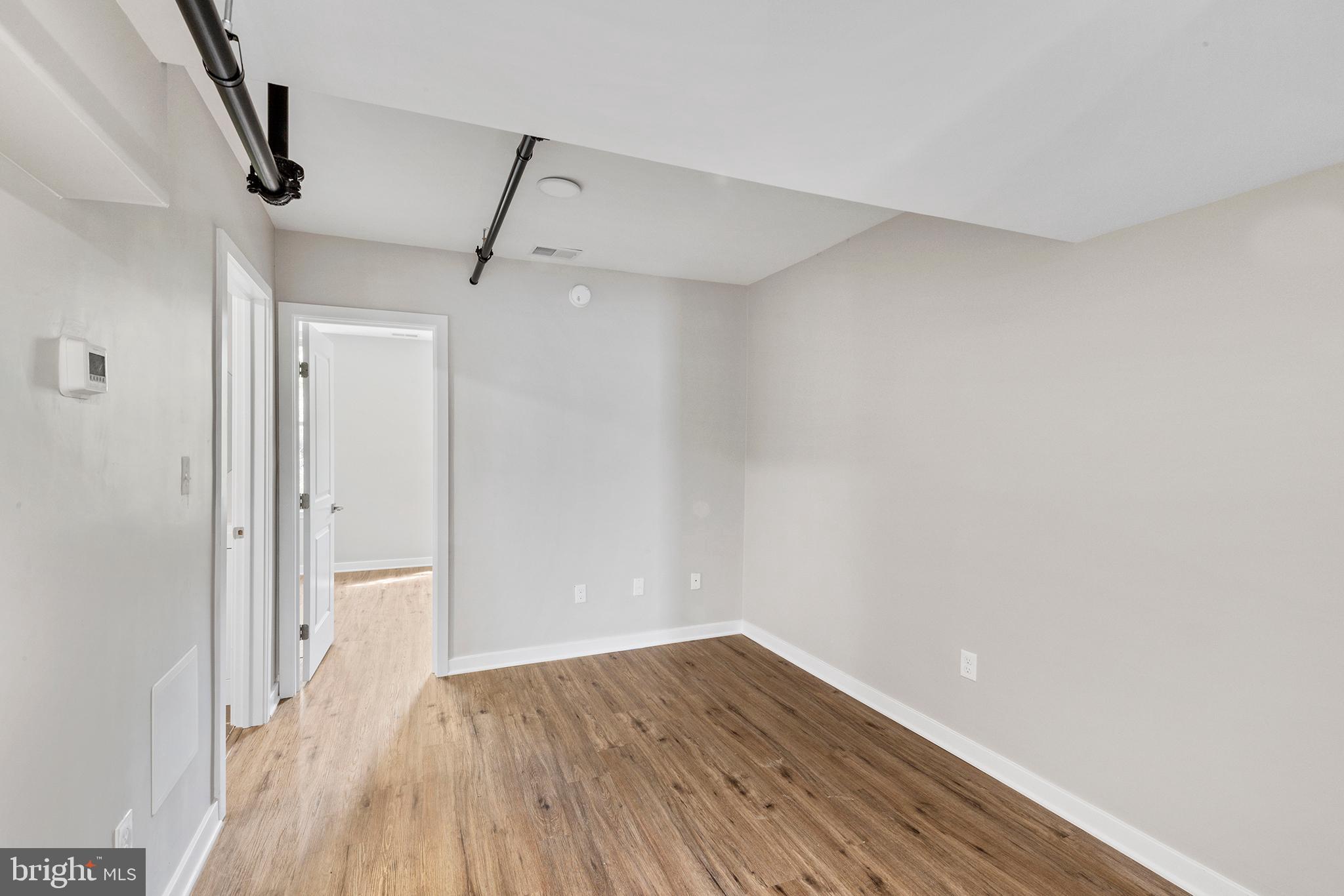 GRADUATE HOSPITAL - Residential Lease