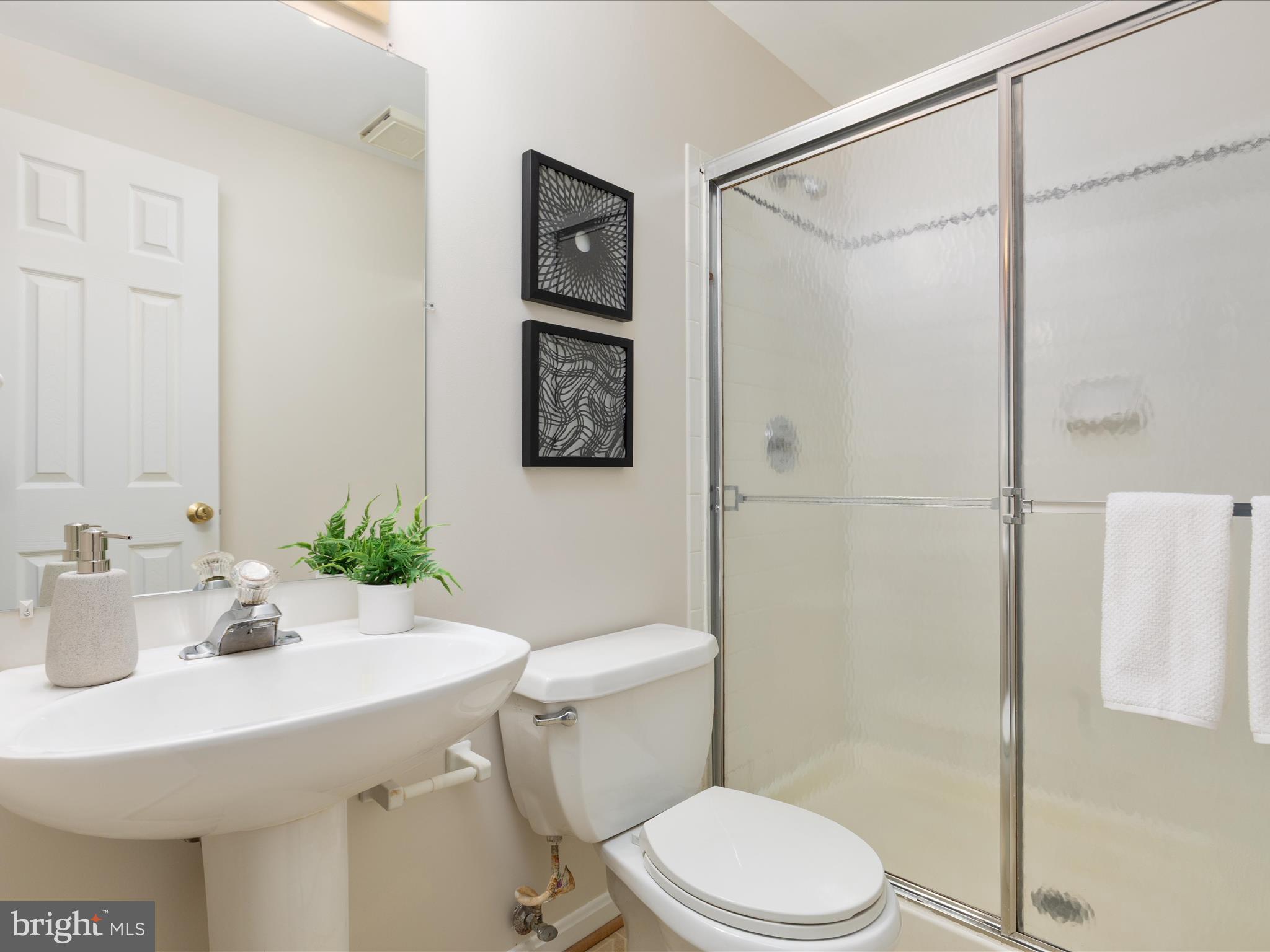 FAIR WOODS - Residential