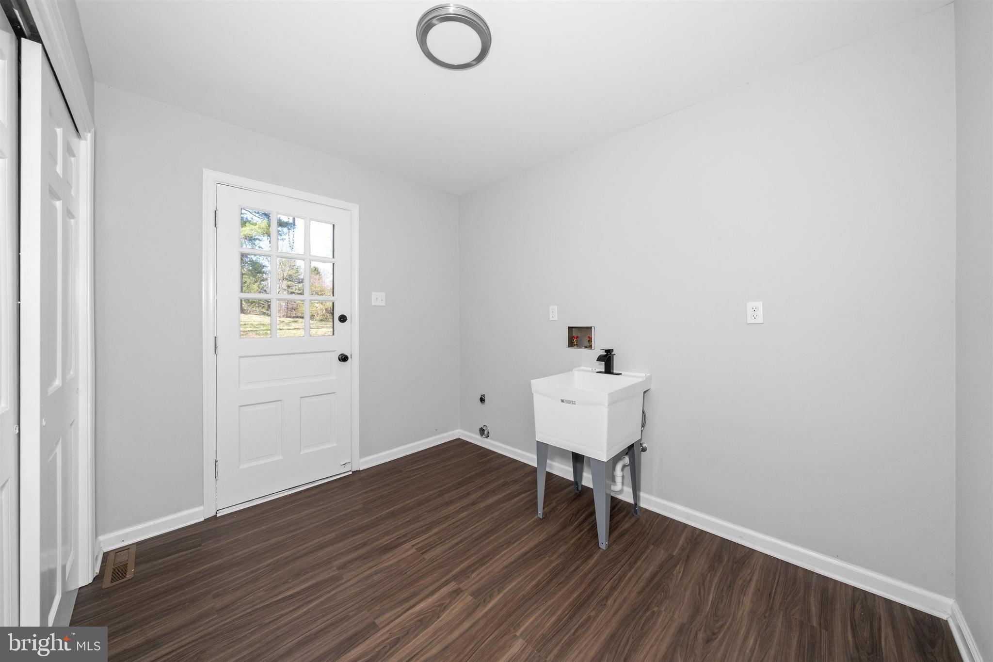 VALLEY VIEW - Residential