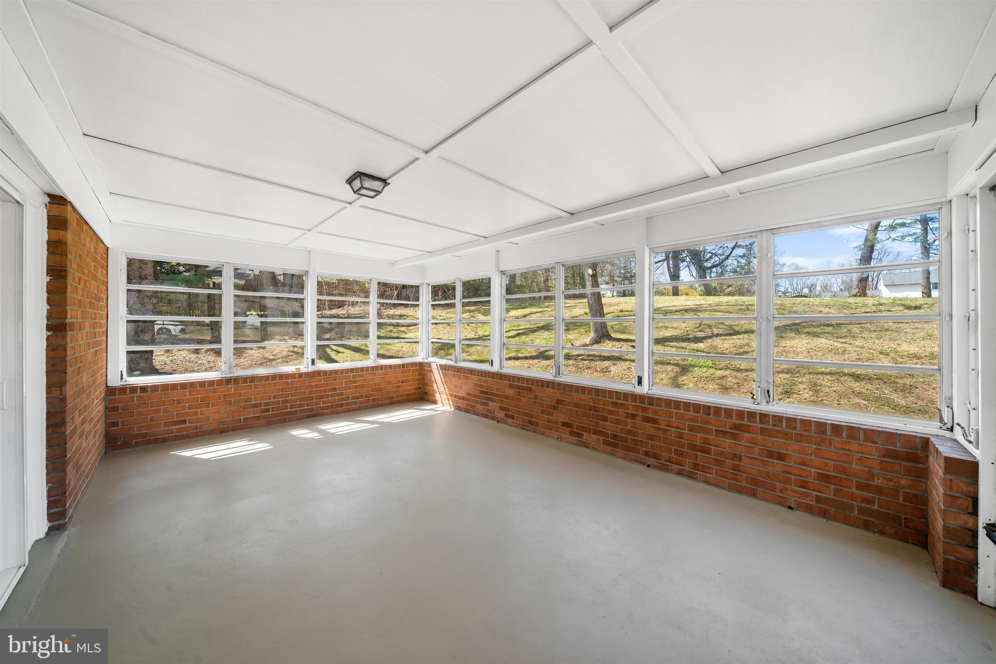 VALLEY VIEW - Residential